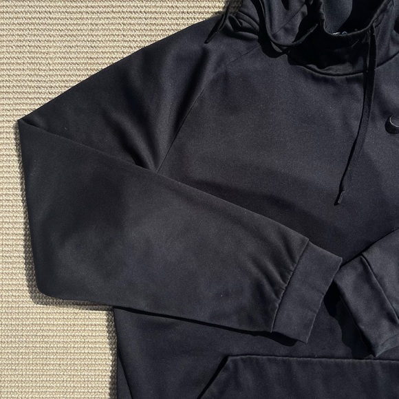 Nike Dri Fit Performance Hoodie - Picture 4 of 12